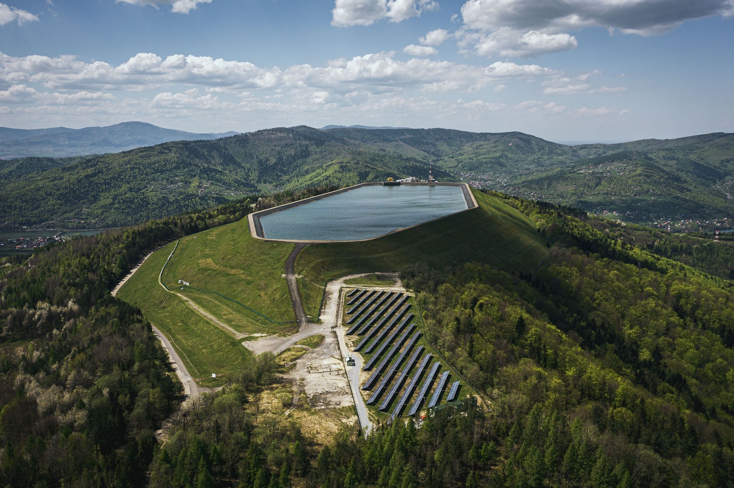 PGE pozyskała 2,25 mld zł od EBI na rozwój odnawialnych źródeł energii