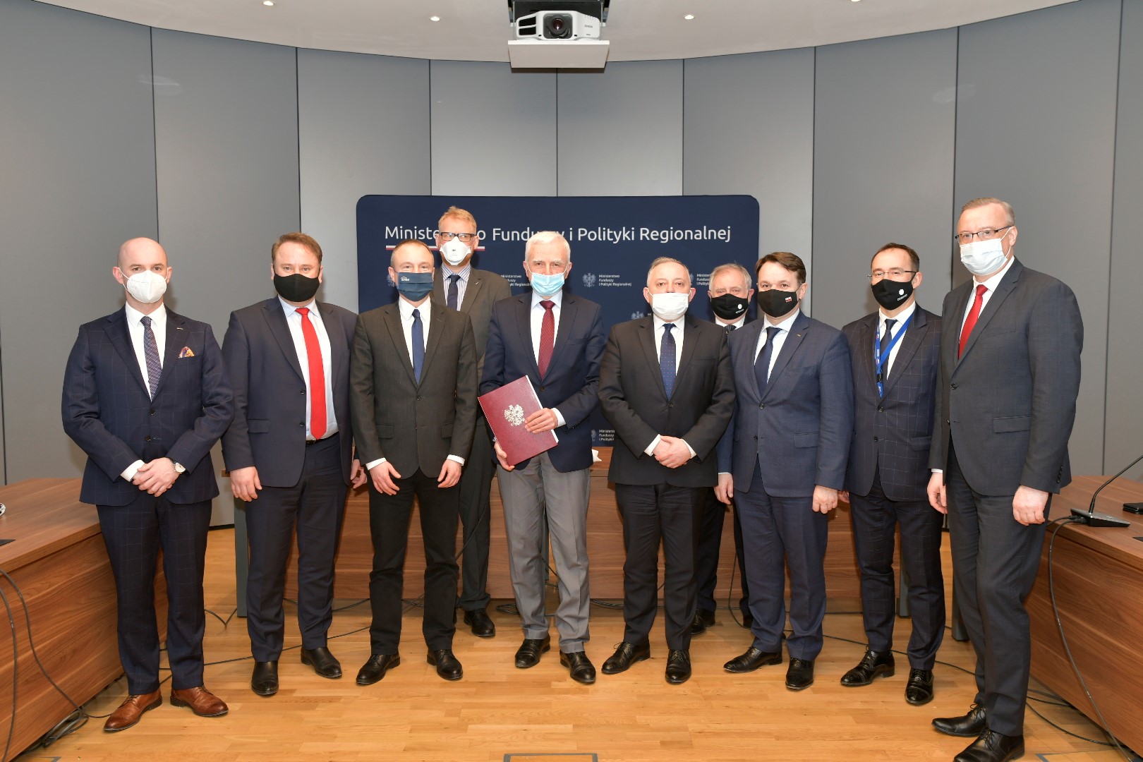 PGE sprzedała Skarbowi Państwa udziały w spółce PGE EJ 1