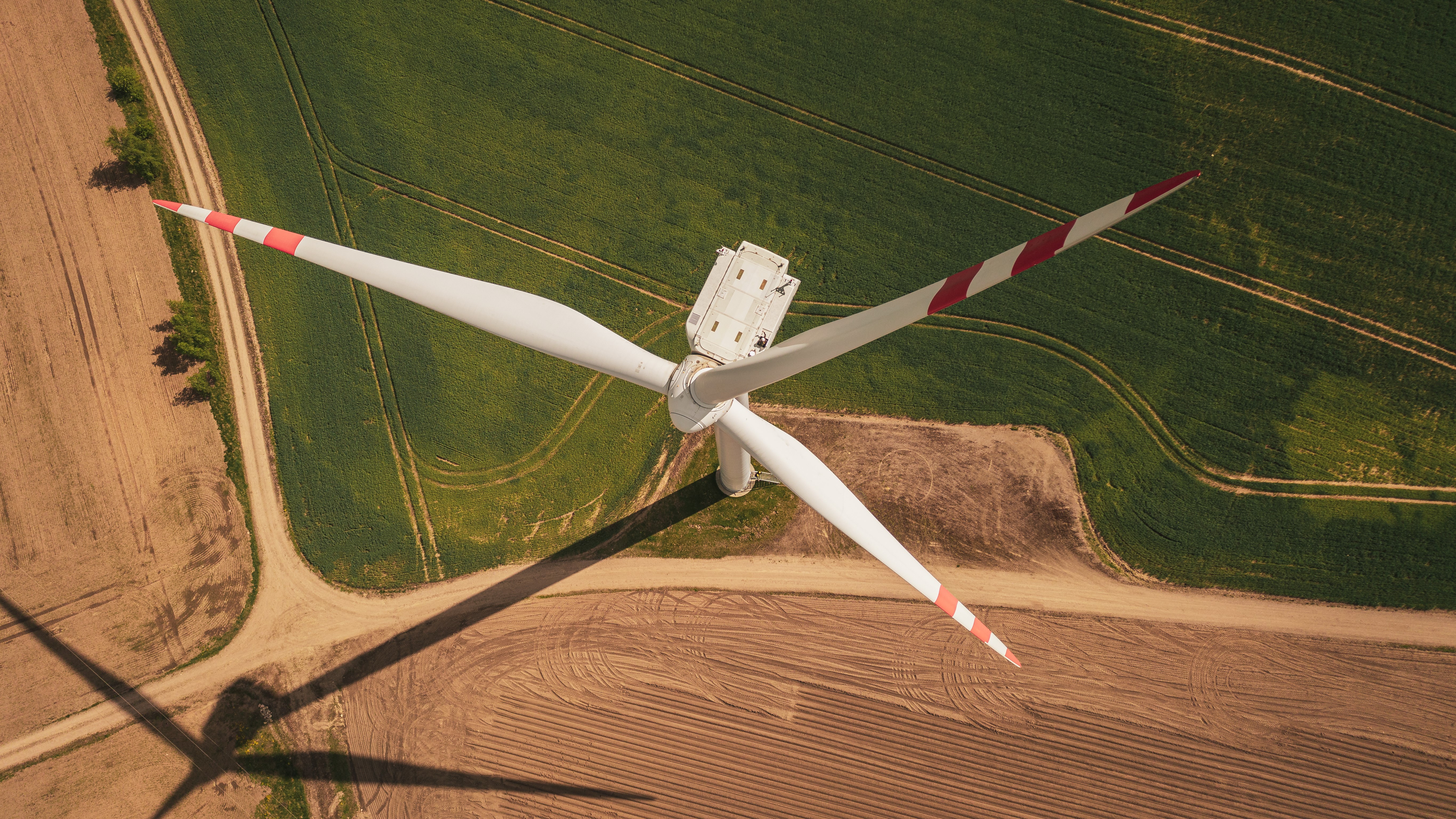 farma-wiatrowa-7_-16x9.jpg
